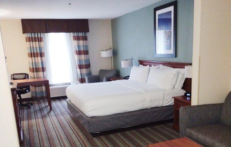 Holiday Inn Express & Suites Salamanca, An Ihg Hotel 外观 照片