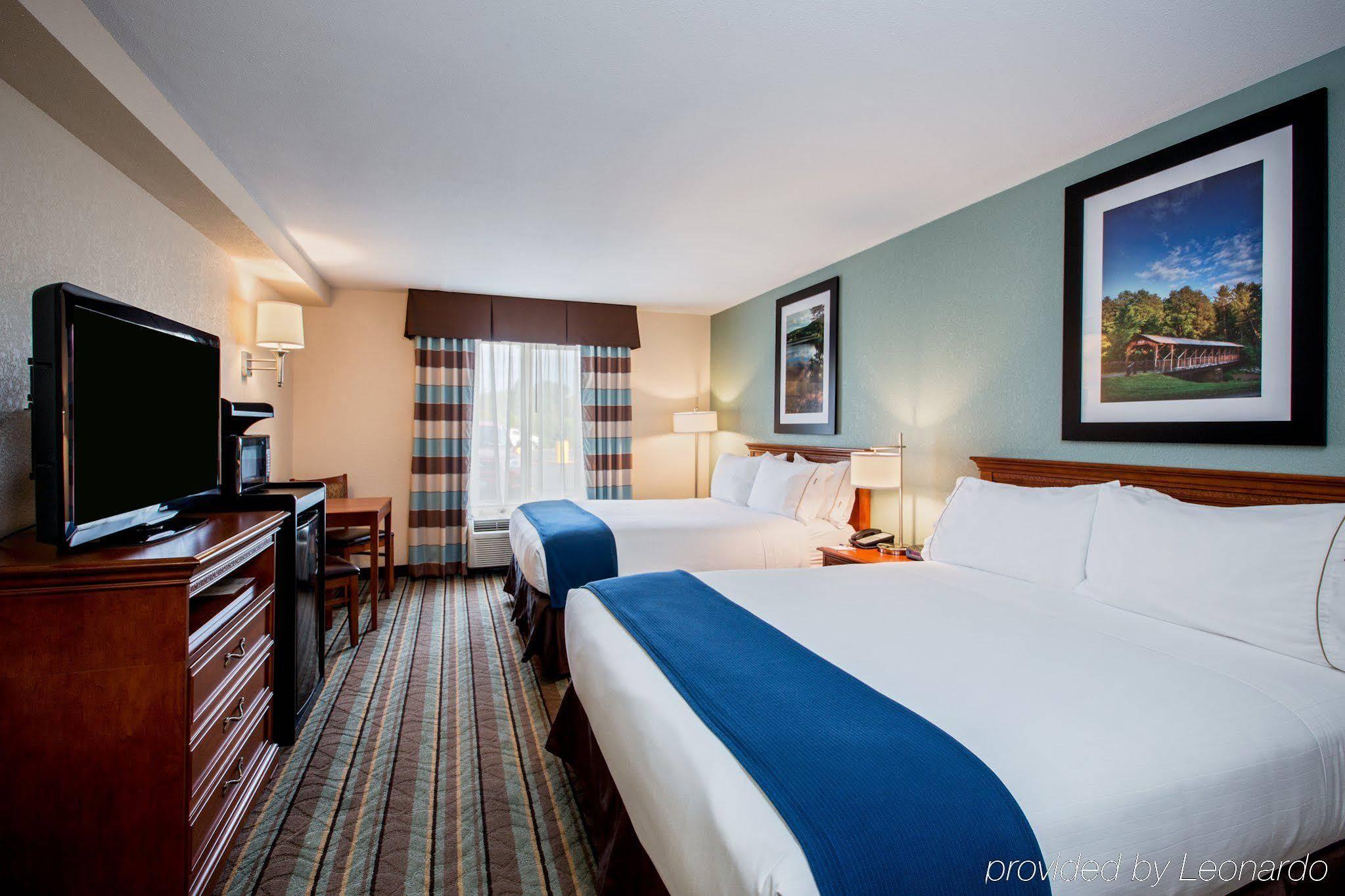 Holiday Inn Express & Suites Salamanca, An Ihg Hotel 外观 照片