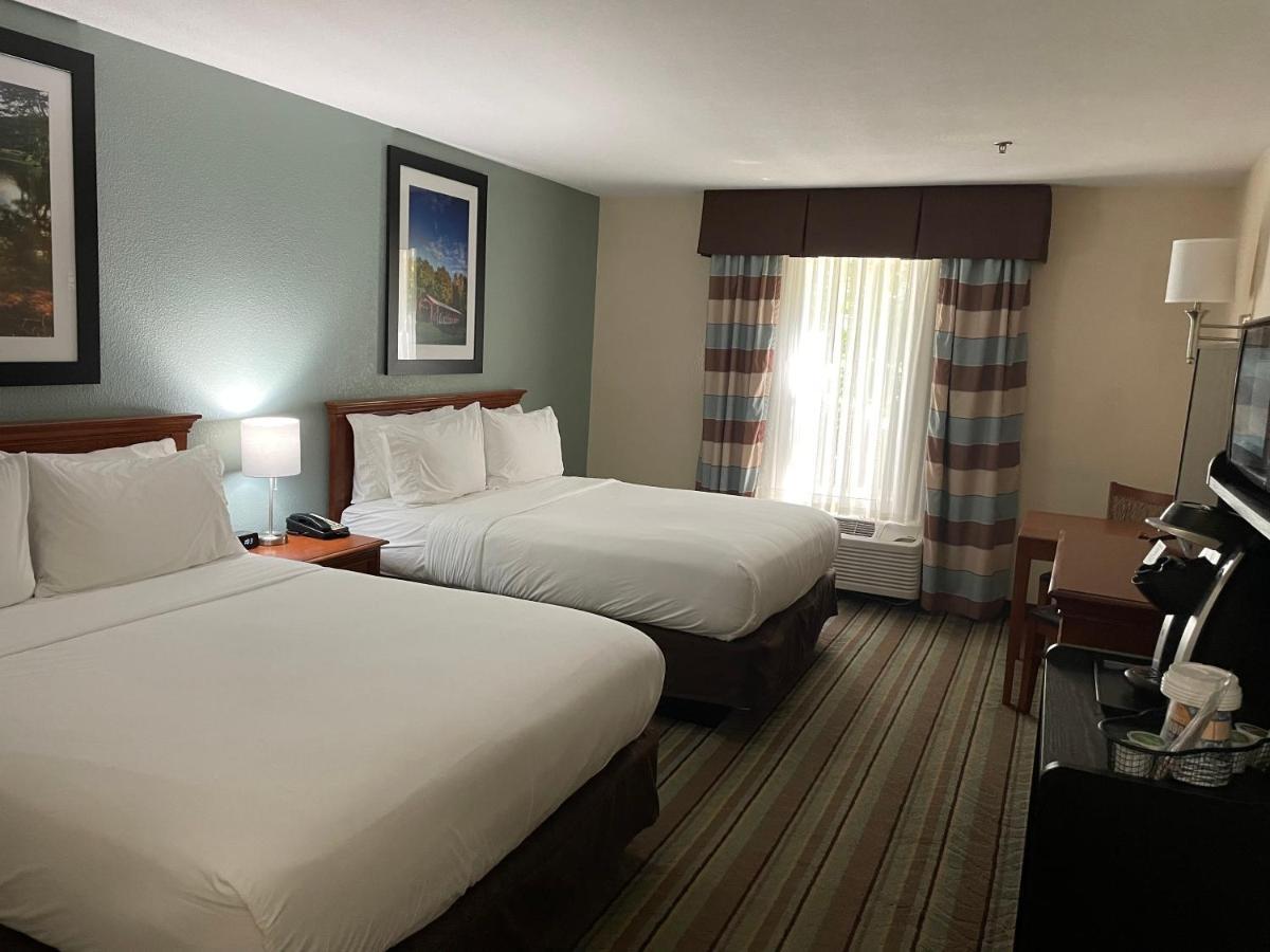 Holiday Inn Express & Suites Salamanca, An Ihg Hotel 外观 照片